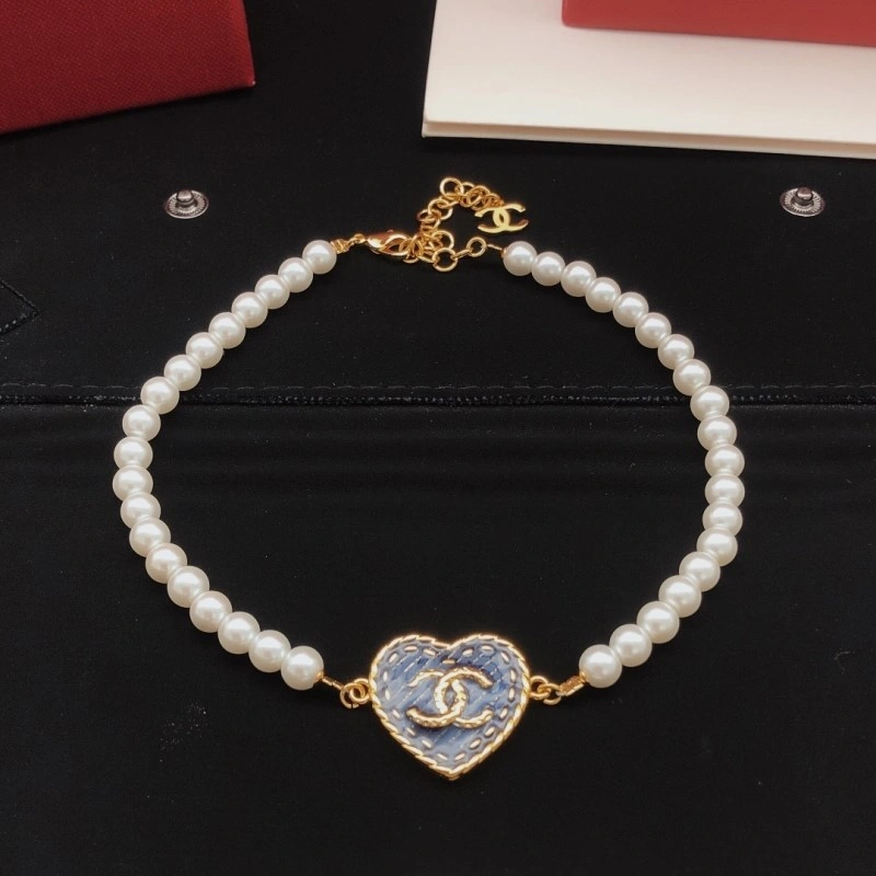 Seasonal Chanel Necklaces 219101
