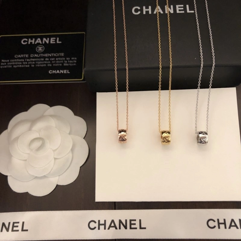 Chanel Necklaces ZipUp 219110