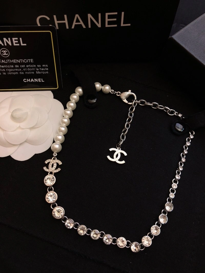 Chanel Necklaces EyeCatching 219096