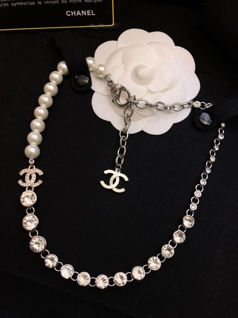 Chanel Necklaces EyeCatching 219096