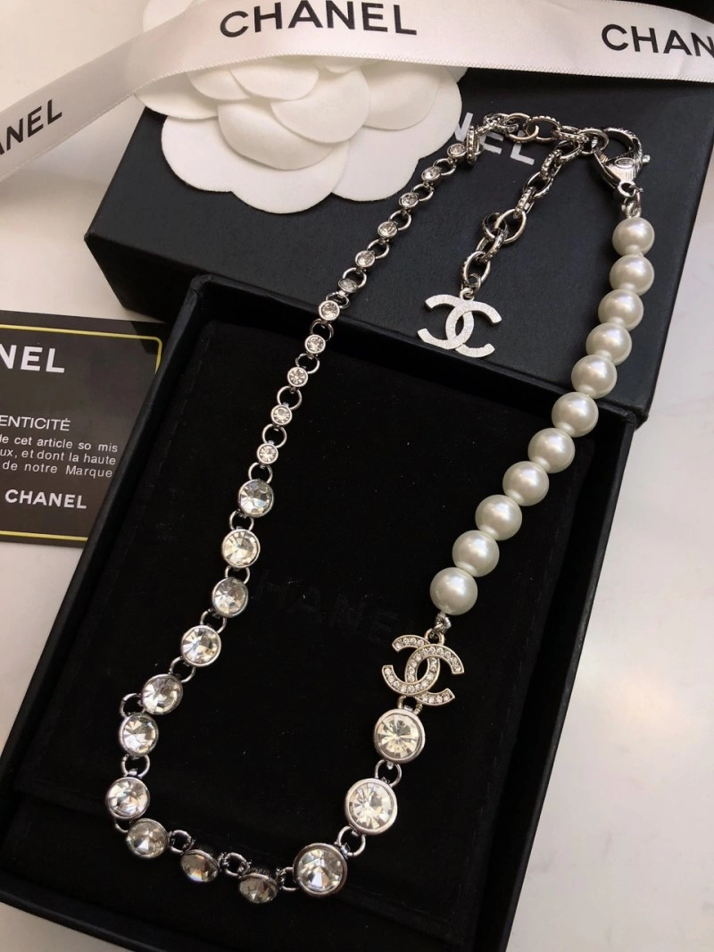 Chanel Necklaces EyeCatching 219096