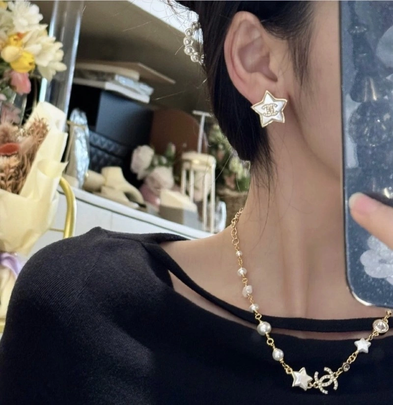 WrinkleFree Chanel Necklaces 219091