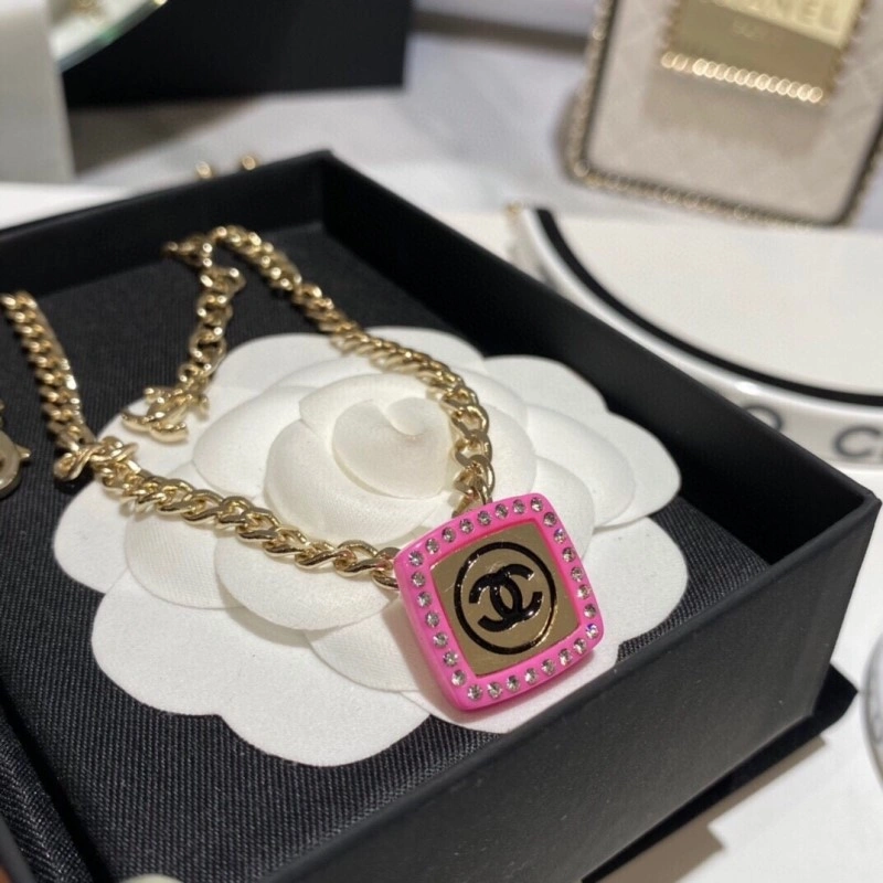 Refined Chanel Necklaces 219088