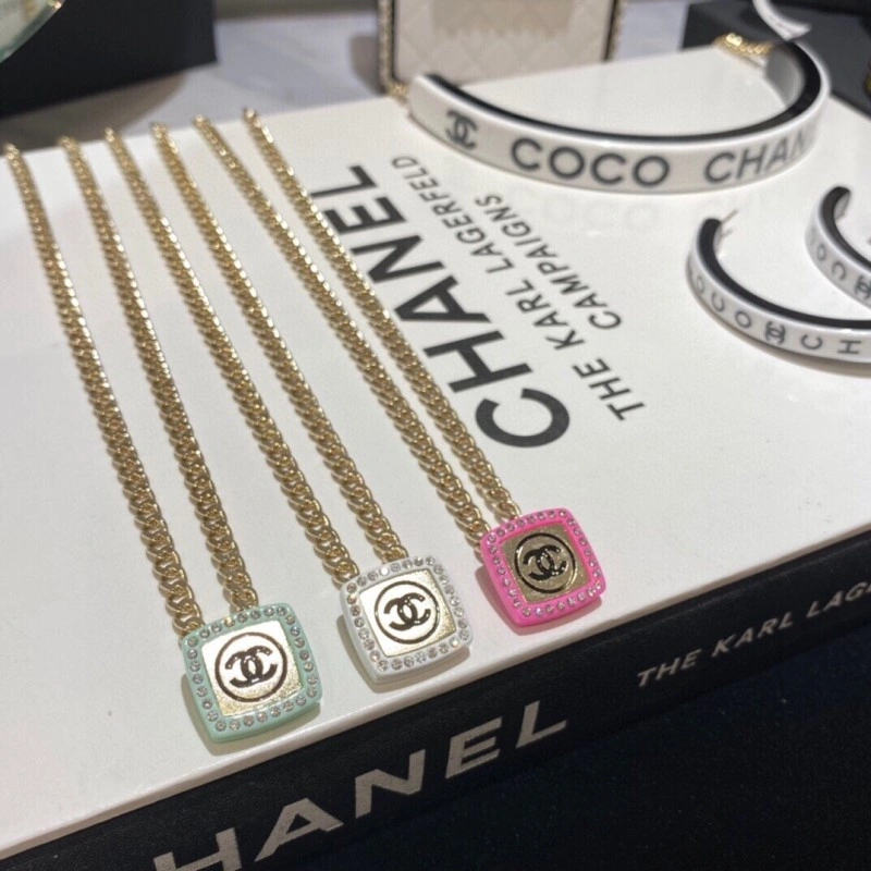 Refined Chanel Necklaces 219088