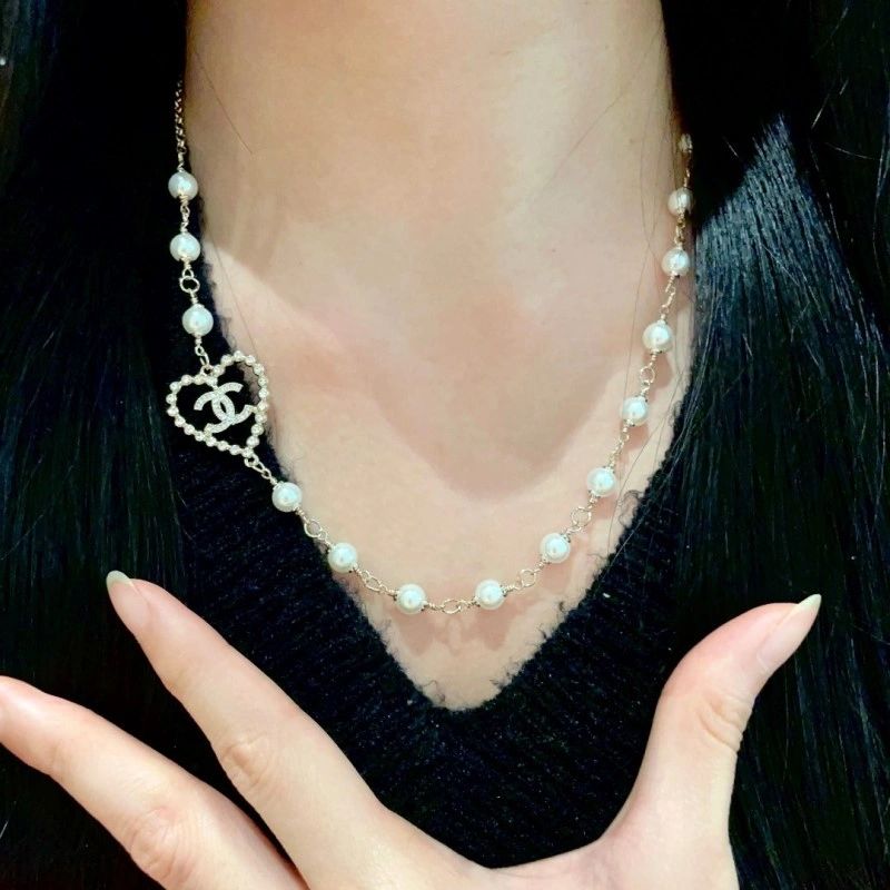 Chanel Necklaces Effortless 219102