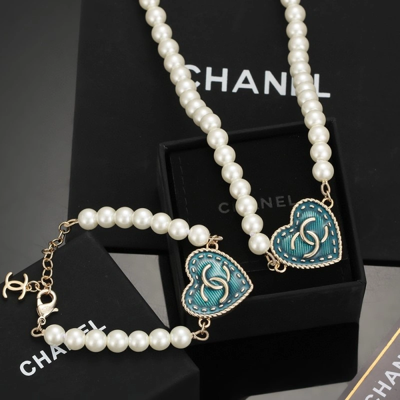 FreshLook Chanel Necklaces 219095