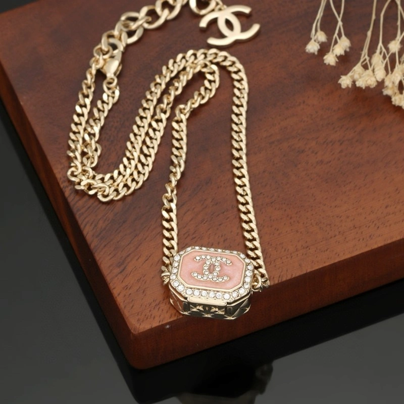 Chanel Necklaces WellDesigned 219139