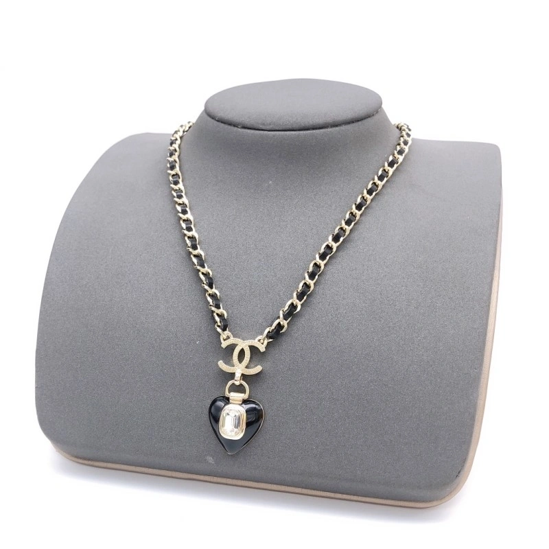 Chanel Necklaces Contemporary 219066