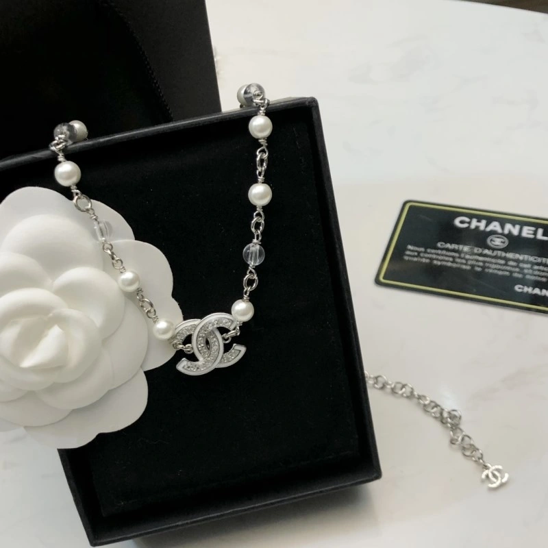 Refined Chanel Necklaces 219060