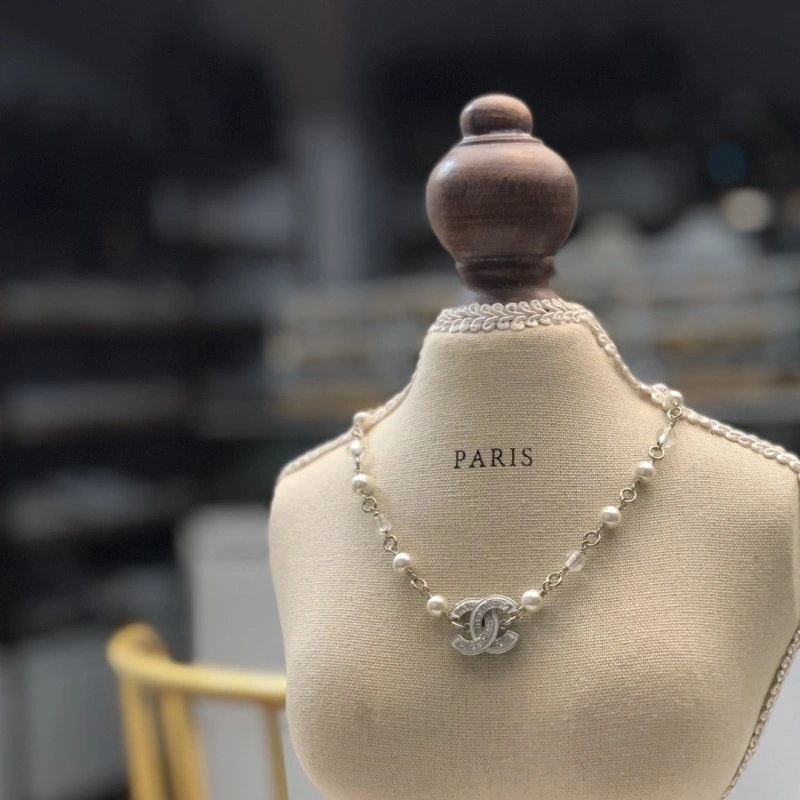 Refined Chanel Necklaces 219060
