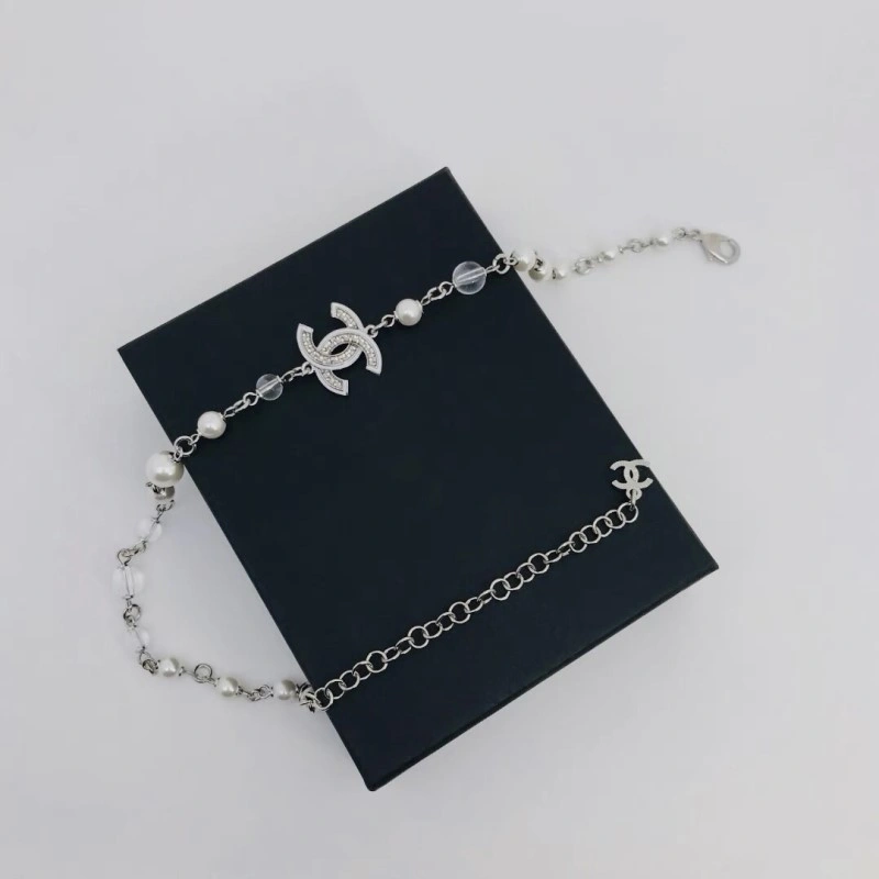 WaterResistant Chanel Necklaces 219056