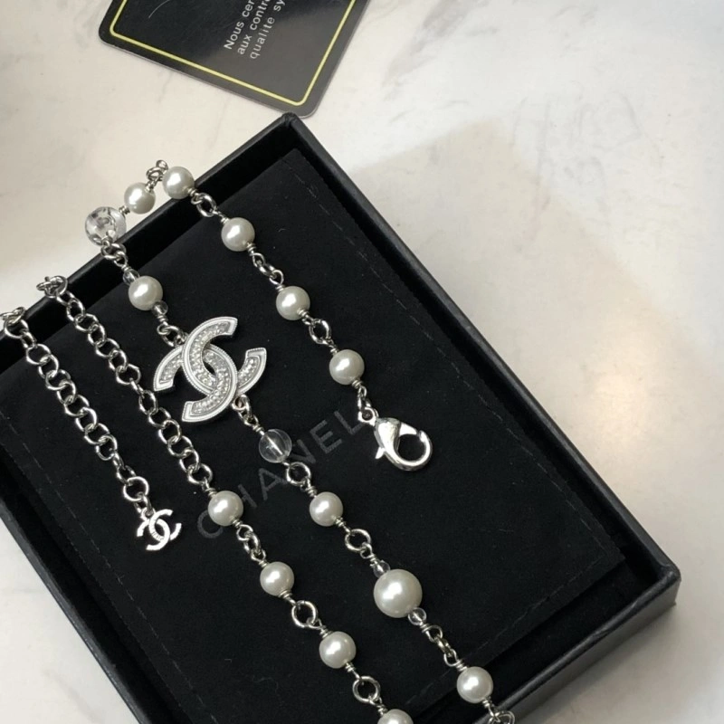 WaterResistant Chanel Necklaces 219056