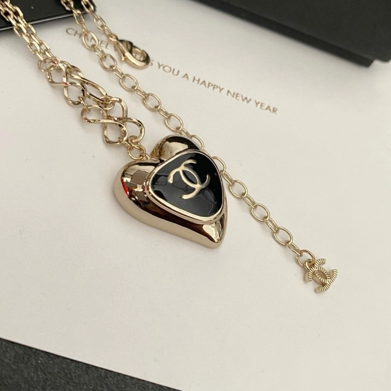 Chanel Necklaces Sporty 219050