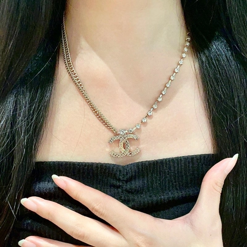 Chanel Necklaces WellDesigned 219049