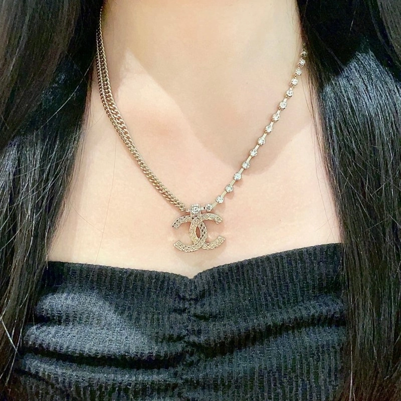 Chanel Necklaces WellDesigned 219049