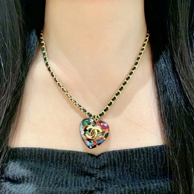 Chanel Necklaces Sophisticated 219076