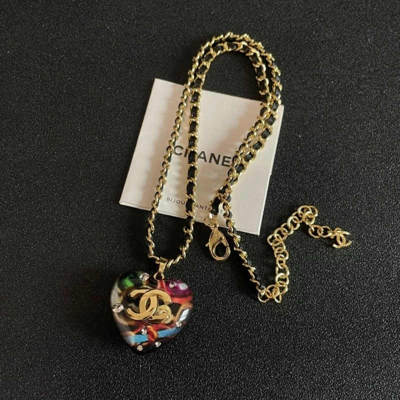 Chanel Necklaces Sophisticated 219076