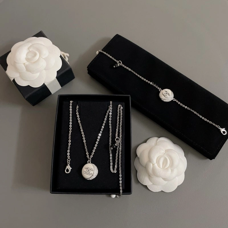 Chanel Necklaces Stylish 219134