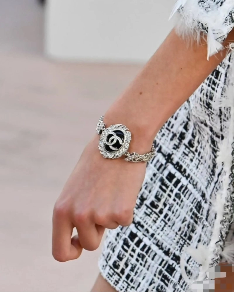 Chanel Necklaces Upgraded 219039