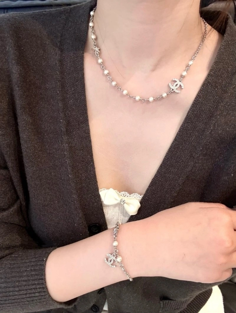 Modern Chanel Necklaces 219026