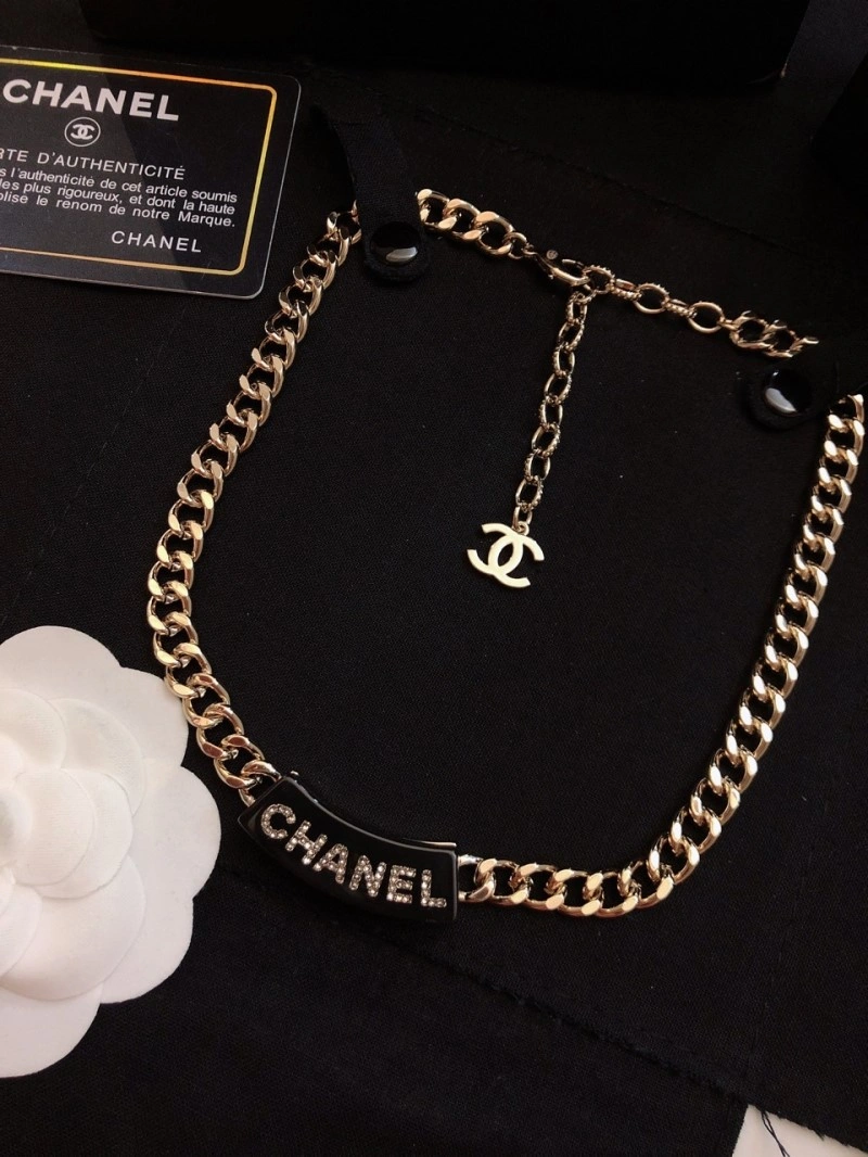Sleek Chanel Necklaces 219020
