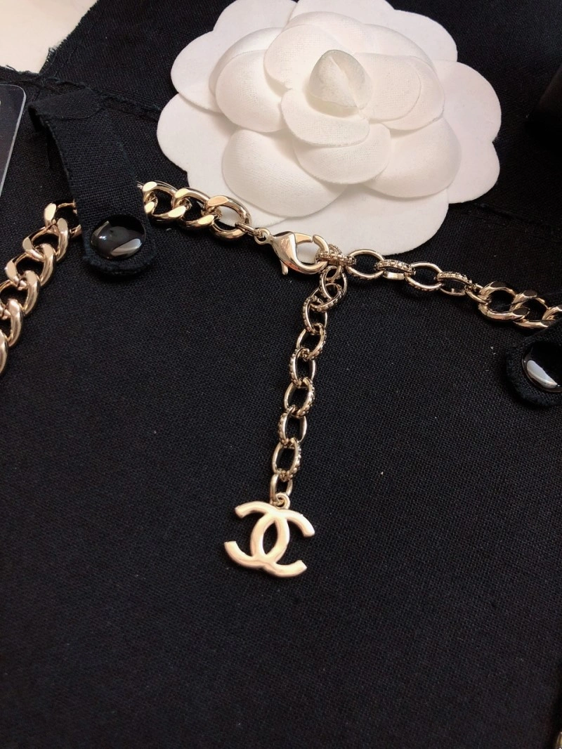 Sleek Chanel Necklaces 219020