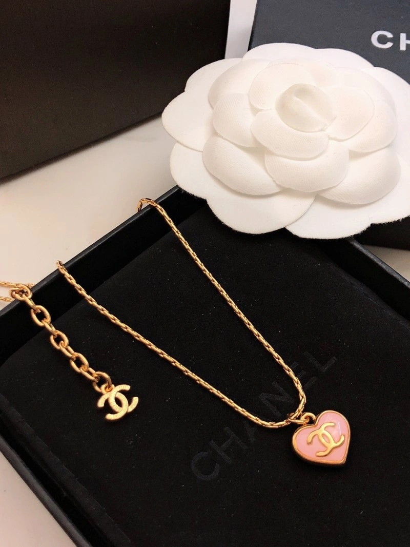 Chanel Necklaces Attractive 219013
