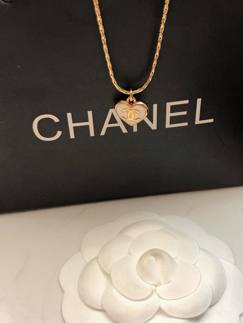 Chanel Necklaces Attractive 219013