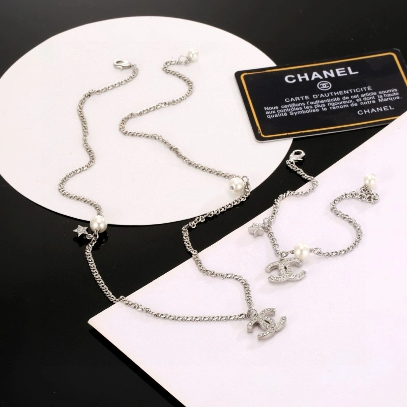 Minimalist Chanel Necklaces 219021