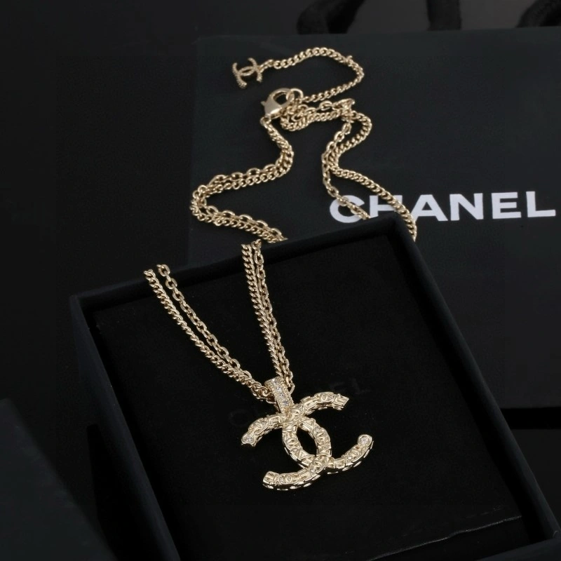 Chanel Necklaces Contemporary 219011