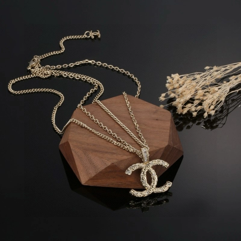 Chanel Necklaces Contemporary 219011