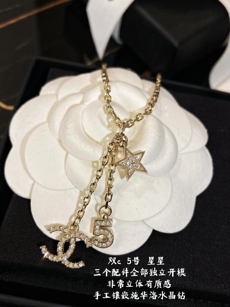 Bold Chanel Necklaces 219017