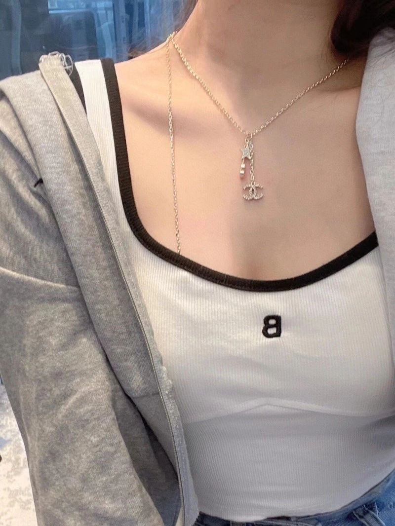 Bold Chanel Necklaces 219017