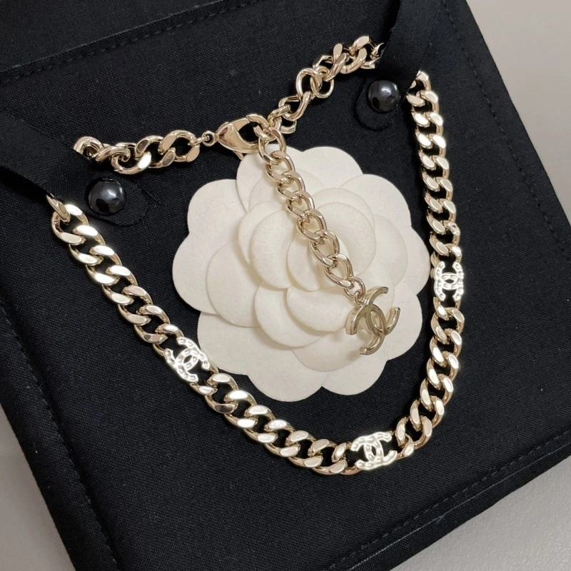 Chanel Necklaces Lightweight 219079