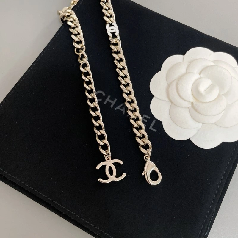 Chanel Necklaces Lightweight 219079
