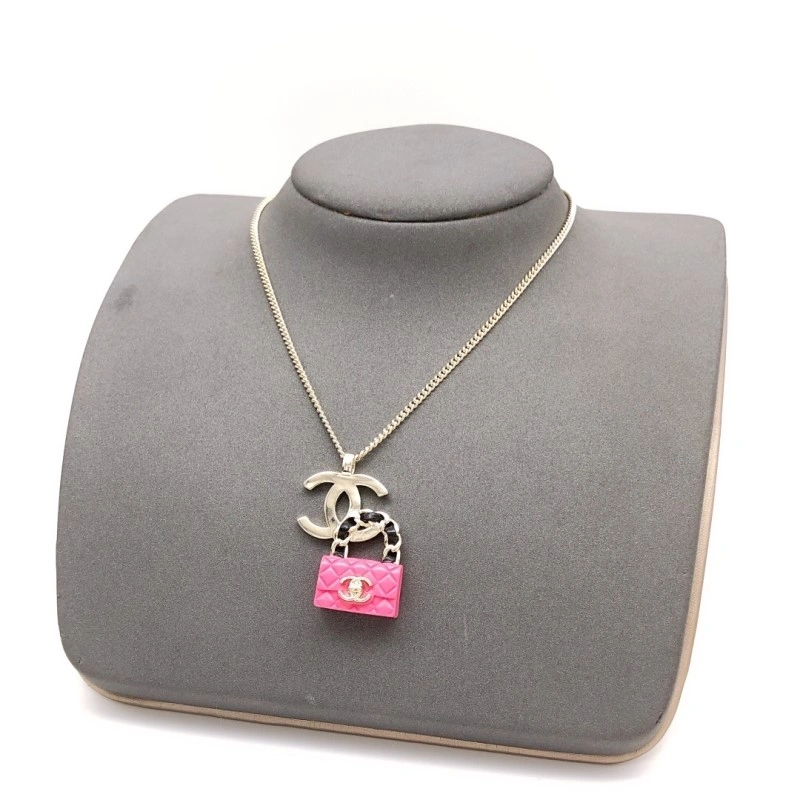 Breathable Chanel Necklaces 219001