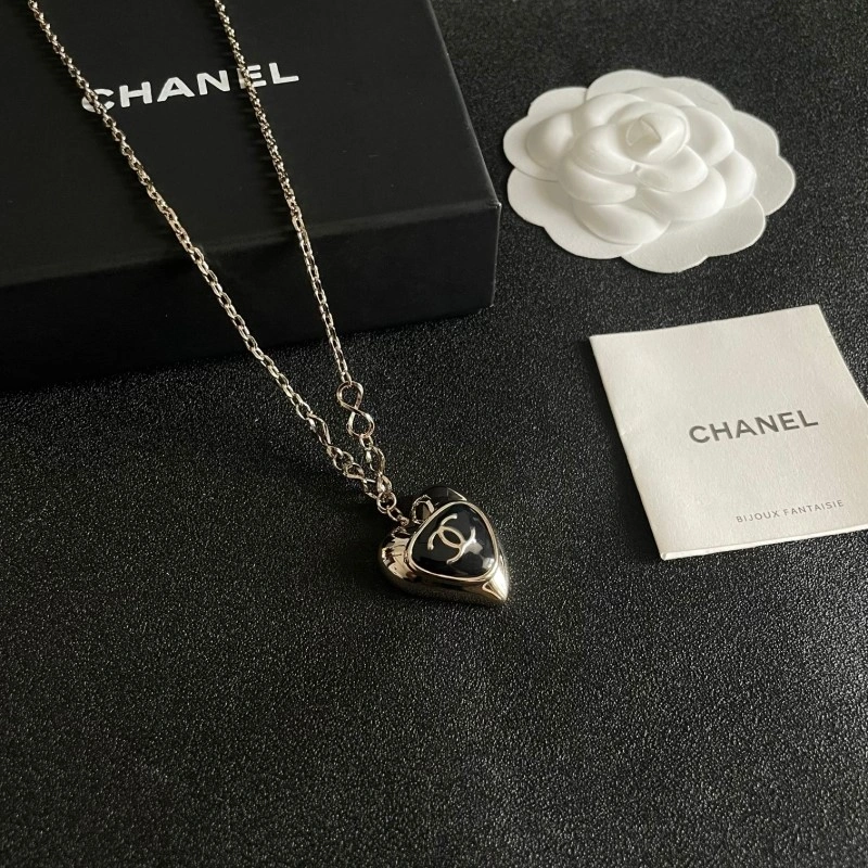 Colorful Chanel Necklaces 218999