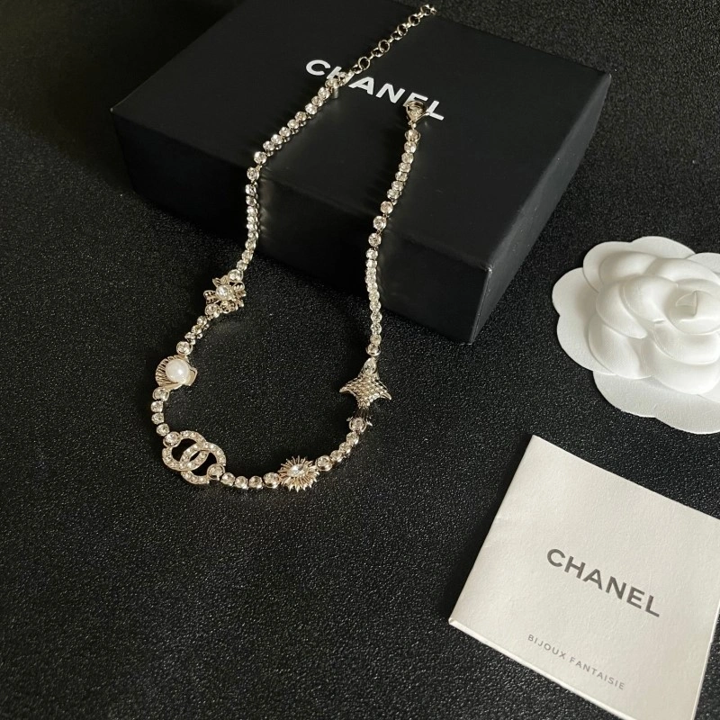 Neat Chanel Necklaces 218991