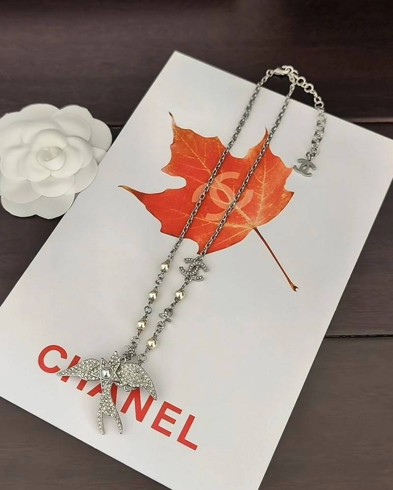 Chanel Necklaces Bright 218985