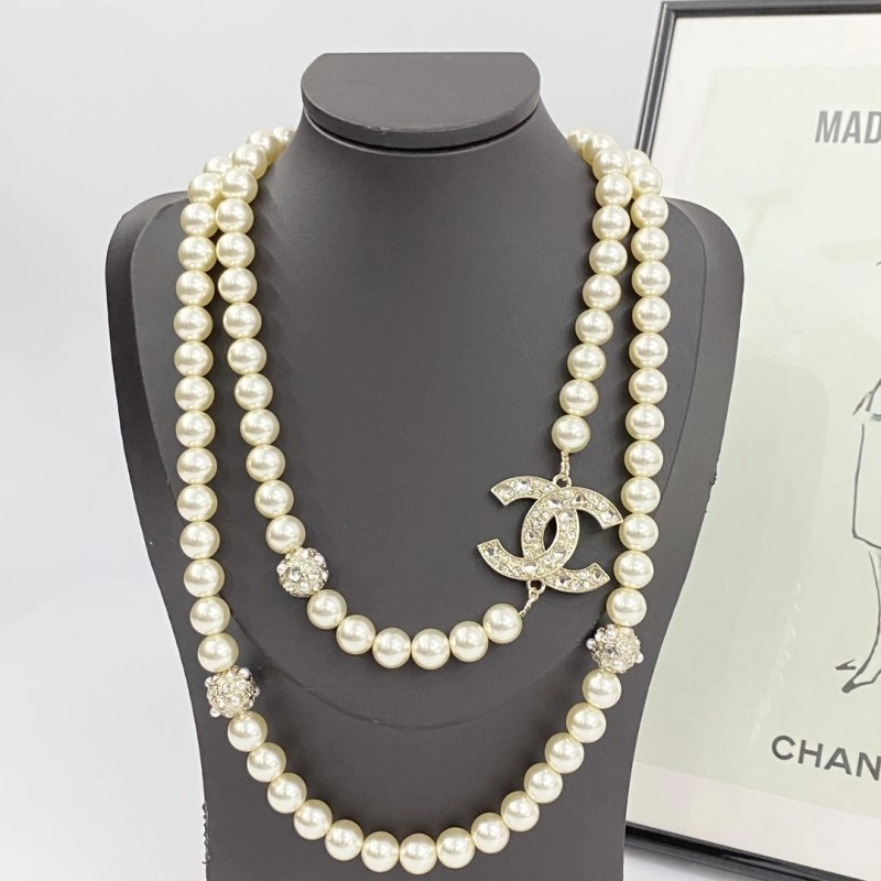 Stylish Chanel Necklaces 218990