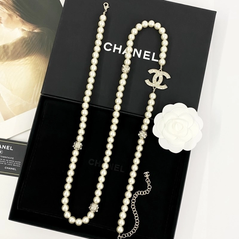 Stylish Chanel Necklaces 218990