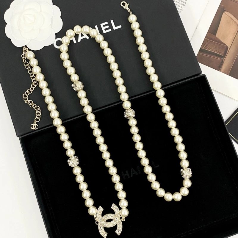 Stylish Chanel Necklaces 218990