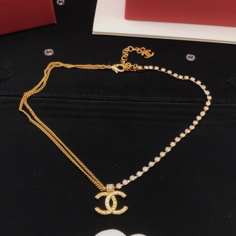 UrbanStyle Chanel Necklaces 218976