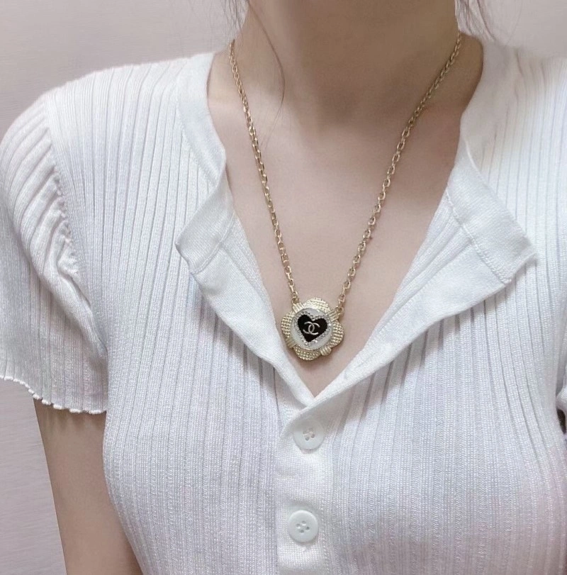 FastDry Chanel Necklaces 218975