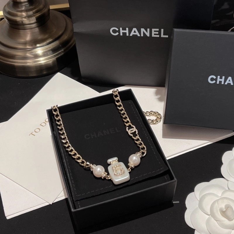 Chanel Necklaces Durable 218979