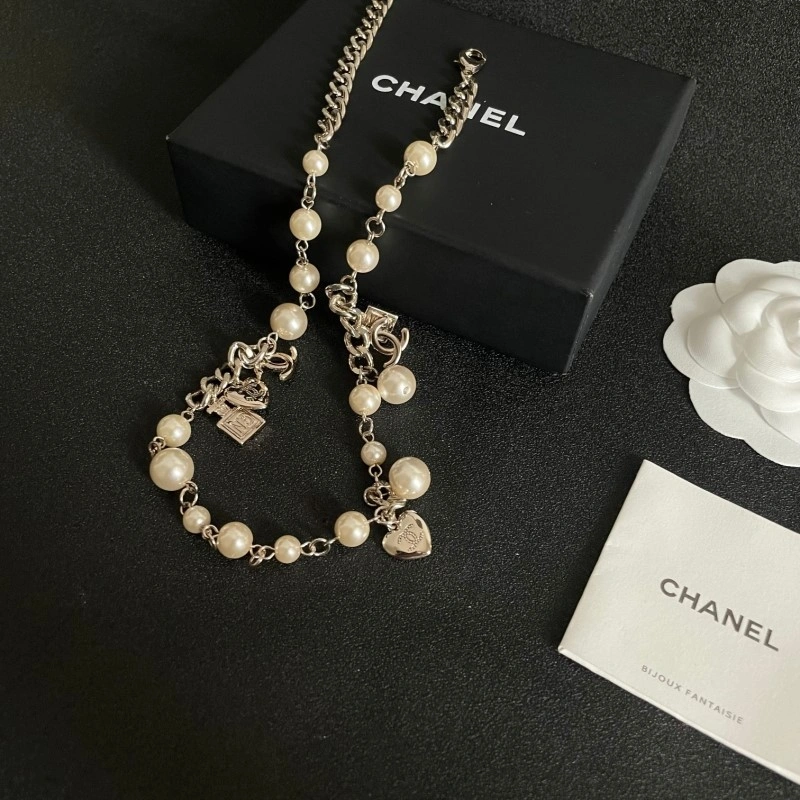 Youthful Chanel Necklaces 218958