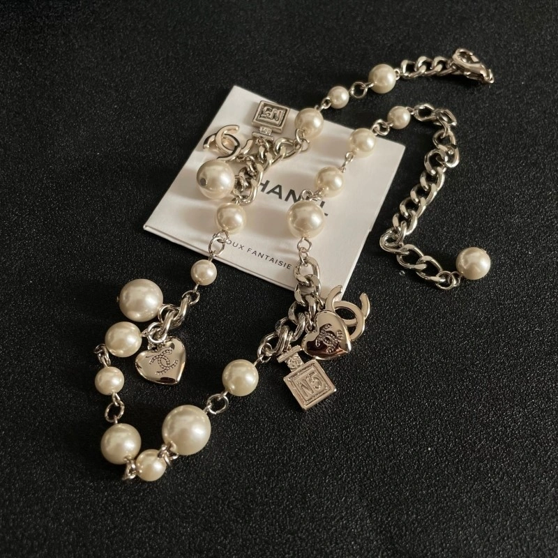Youthful Chanel Necklaces 218958