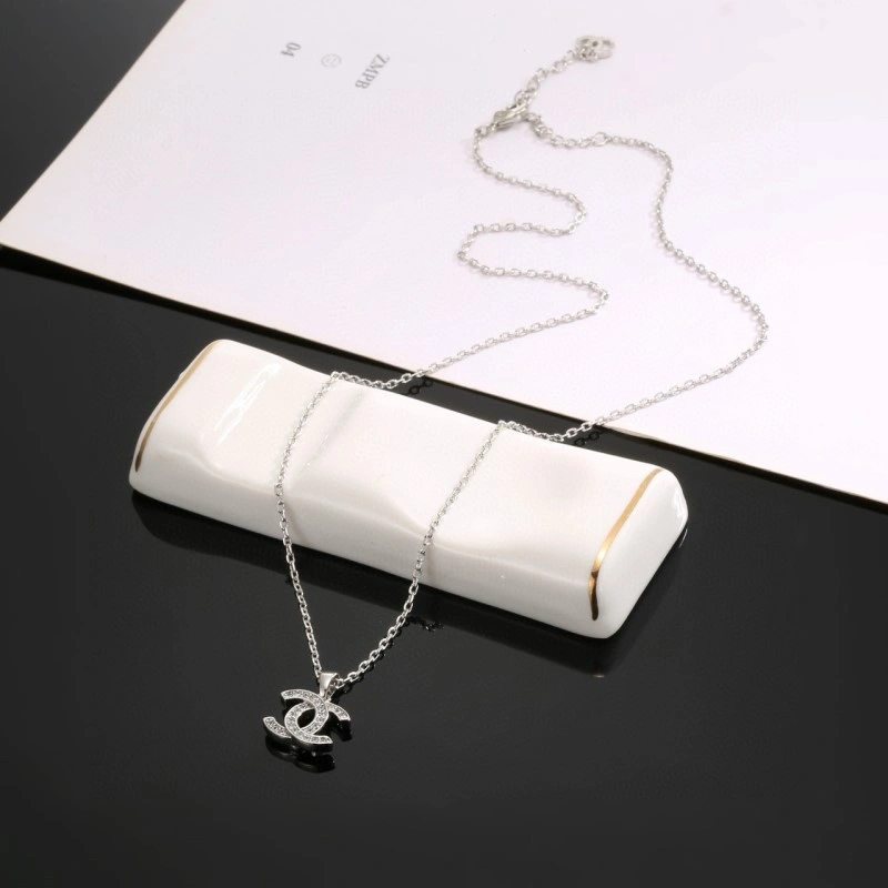 Contemporary Chanel Necklaces 218953
