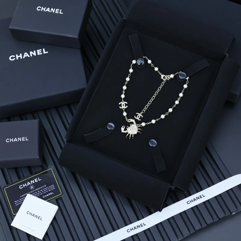 Flexible Chanel Necklaces 219008