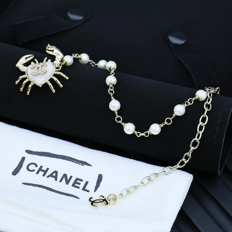 Flexible Chanel Necklaces 219008